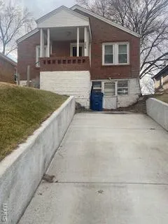 1269 N  Florissant Rd, Saint Louis, MO 63135