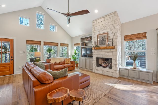 2045 W  Holly Trl, Holly Lake Ranch, TX 75765