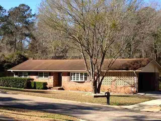 117 W  Emerald Dr, Enterprise, AL 36330
