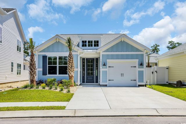 1533 Coastal Cove Ln, Calabash, NC 28467