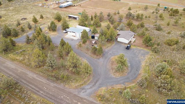 1627 NW Pinecrest Dr, Prineville, OR 97754