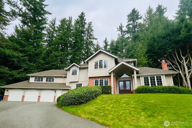 23808 SE 44th Court, Issaquah, WA 98029