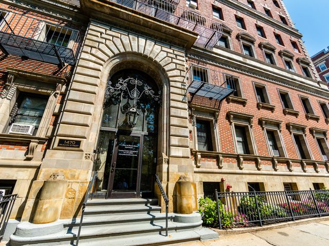 1470 Beacon St #9, Brookline, MA 02446