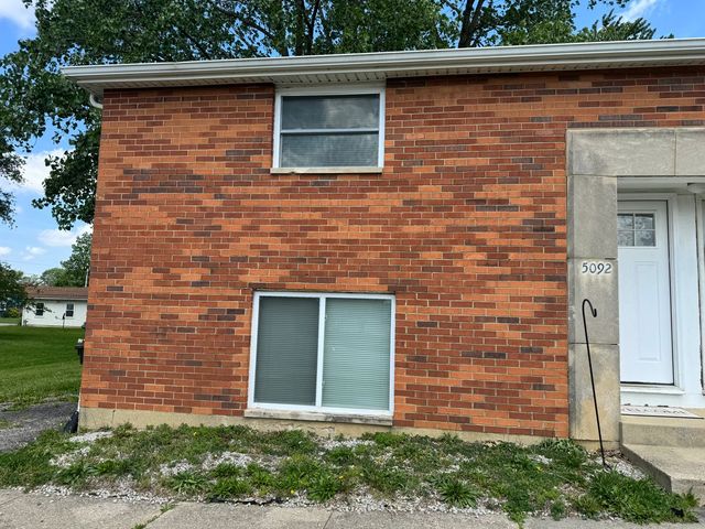 5090-5092 Beacon Hill Ct, Columbus, OH 43228