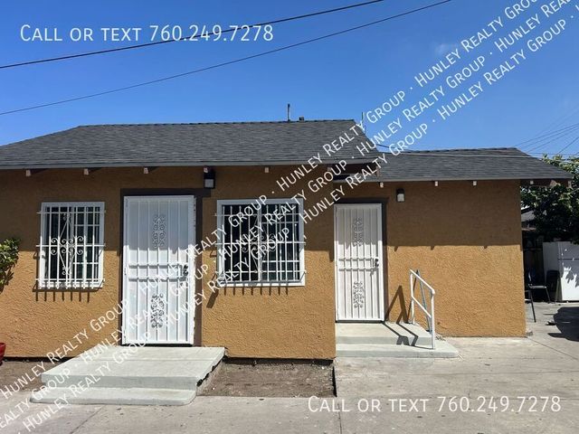 1376 Gaviota Ave, Long Beach, CA 90813