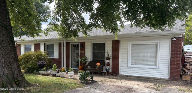 7502 Hallmark Dr, Louisville, KY 40258