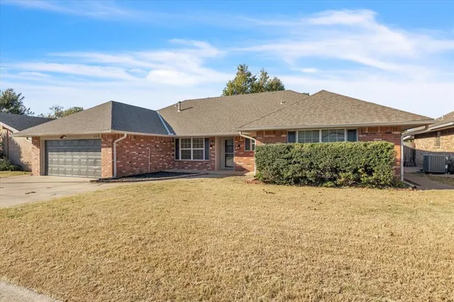 113 SW 99th St, Oklahoma City, OK 73139