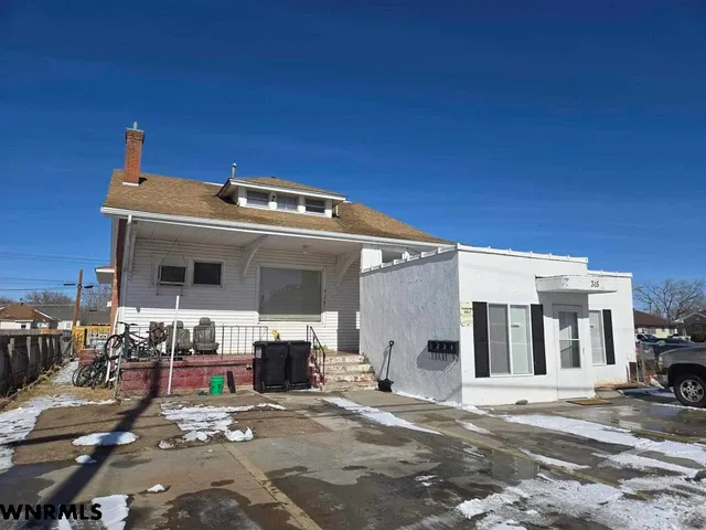 315 E  Overland, Scottsbluff, NE 69361