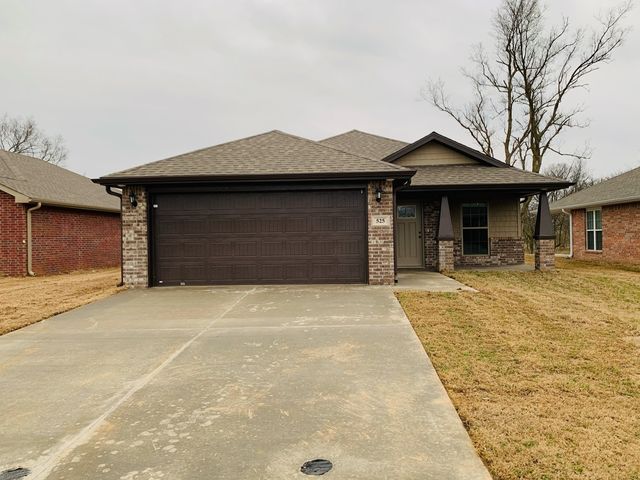 525 NW 59th Ave, Bentonville, AR 72713