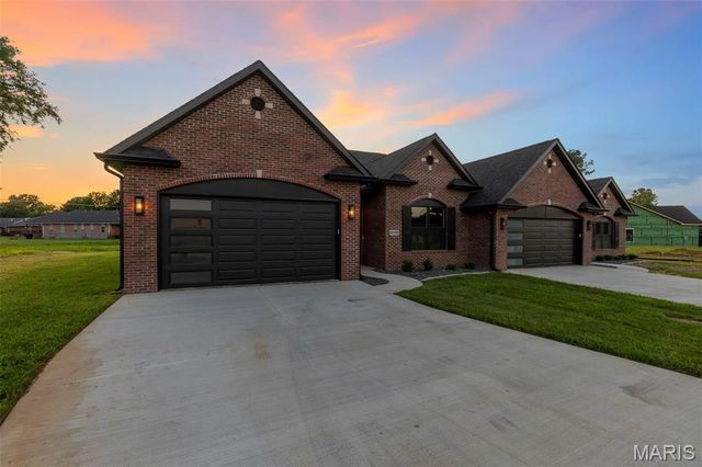 3707 Beechwood Court Cpe, Girardeau, MO 63701