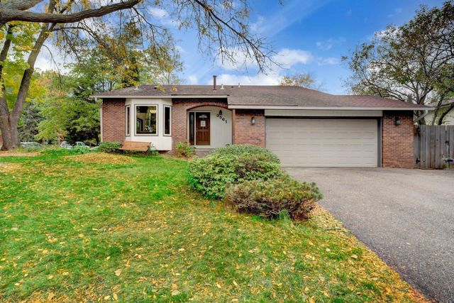 3561 Cohansey St, Shoreview, MN 55126