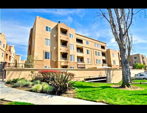 3520 Lebon Dr #5201, San Diego, CA 92122