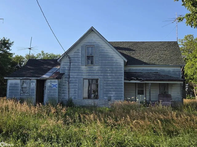 351 290th St, Scranton, IA 51462