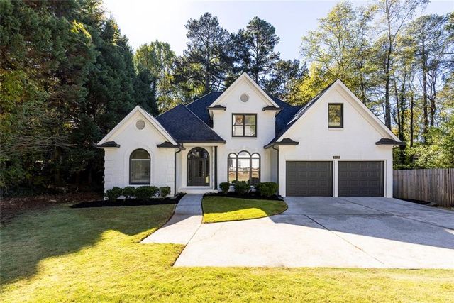 5825 Mitchell Rd NW, Atlanta, GA 30328