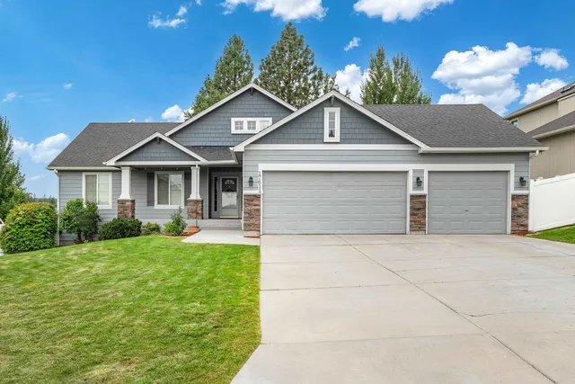 17611 Horseman Dr, Colbert, WA 99005