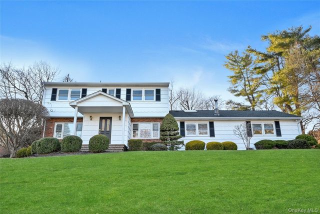 8 Jennifer Drive, New City, NY 10956