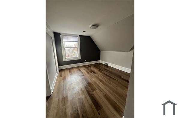 3027 N  25th St, Milwaukee, WI 53206
