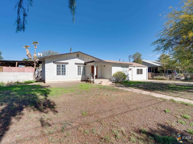 527 W  6th St, Holtville, CA 92250