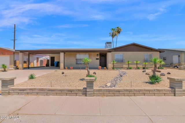 3852 W VOGEL Avenue, Phoenix, AZ 85051