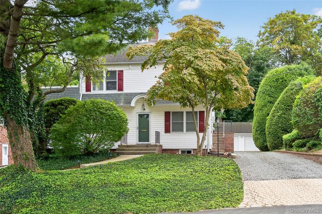 432 W Main Street, Huntington, NY 11743