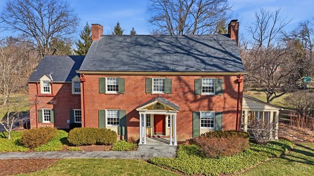 2606 Section Rd, Cincinnati, OH 45237
