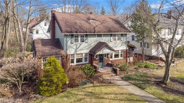 2577 Dartmoor Rd, Cleveland Heights, OH 44118