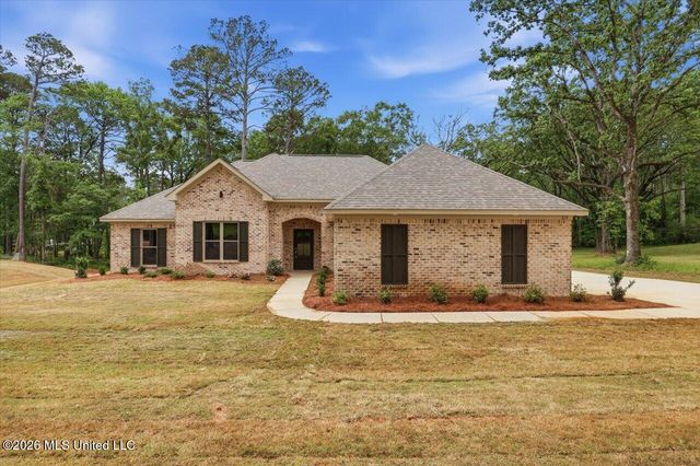 219 Walter Jones Rd, Mendenhall, MS 39114