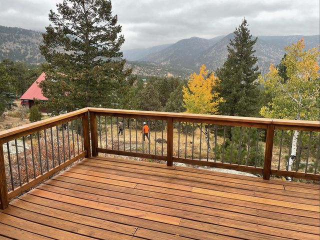 70 Fawn Ct, Lyons, CO 80540