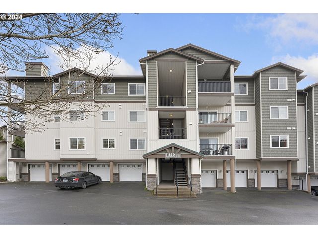 11830 NW Holly Springs Ln #202, Portland, OR 97229