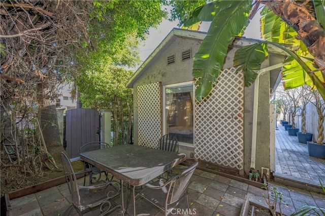 1864 N  Wilton Pl, Los Angeles, CA 90028