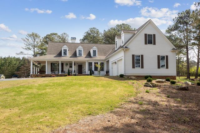 67 Overlook Dr, Pine Mountain, GA 31822