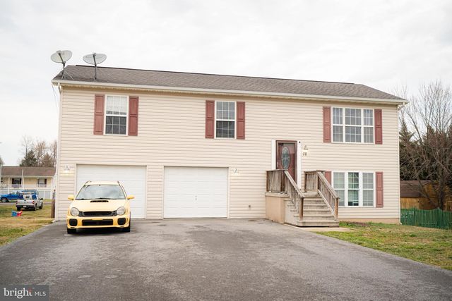 78 Heights Ave, Martinsburg, WV 25404