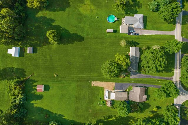 4623 York Rd SW, Pataskala, OH 43062