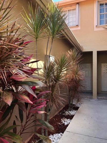 3684 San Simeon Cir, Fort Lauderdale, FL 33331