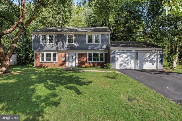 28 Noblewood Pl, Willingboro, NJ 08046