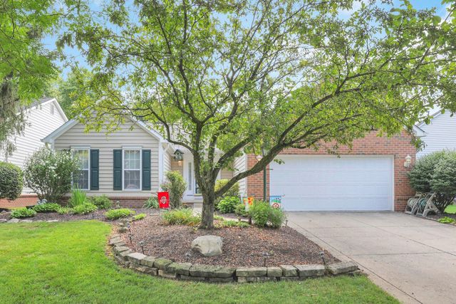 6839 Peachtree Cir, Westerville, OH 43082