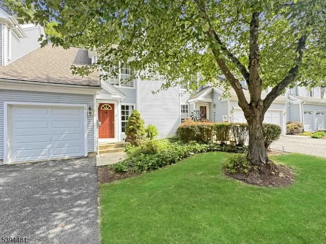 5 Ajax Court, Hackettstown, NJ 07840