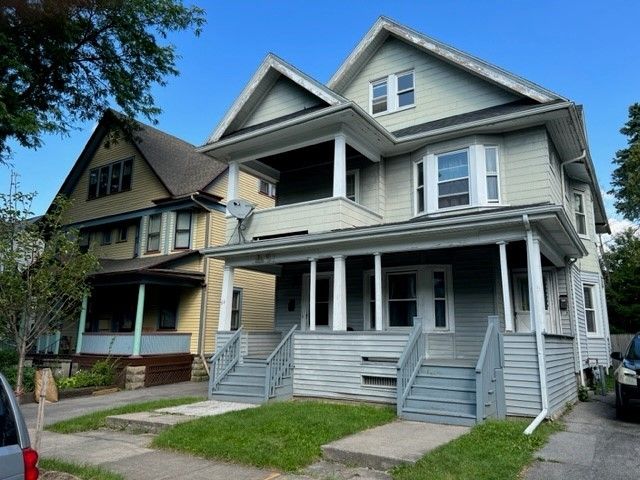 62 Quincy St, Rochester, NY 14609