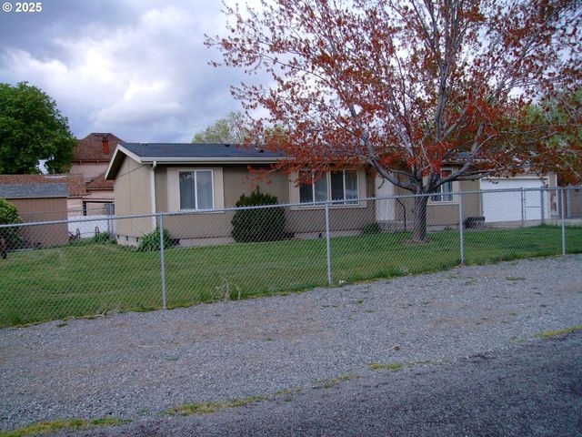 201 E  Grande St, Union, OR 97883