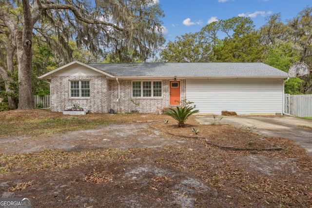 303 Mahan St, Saint Marys, GA 31558