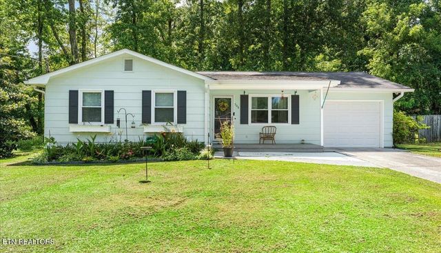 508 Cedar Ln, Oliver Springs, TN 37840