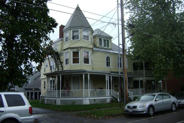 117 N  Winooski Ave, Burlington, VT 05401