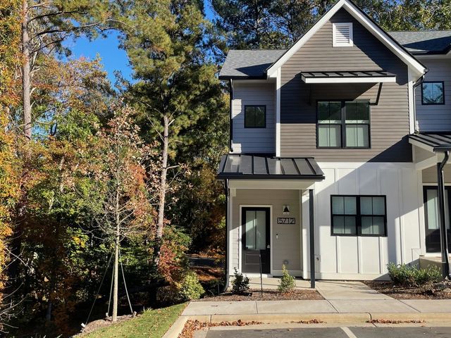 5712 Parker Pines Ct, Raleigh, NC 27609