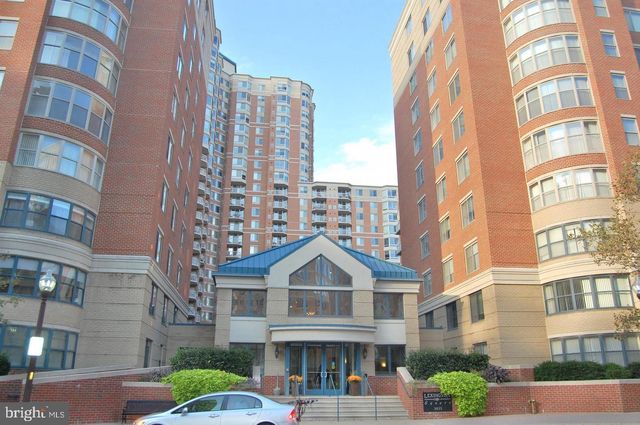 3835 9th St #506W, Arlington, VA 22203