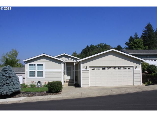 112 Brenda Pl, Canyonville, OR 97417