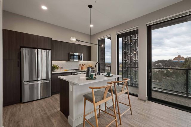 104 12th Ave #351, Seattle, WA 98122