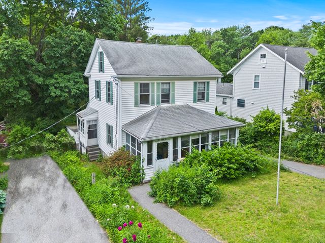 242 Lincoln St, Lexington, MA 02421