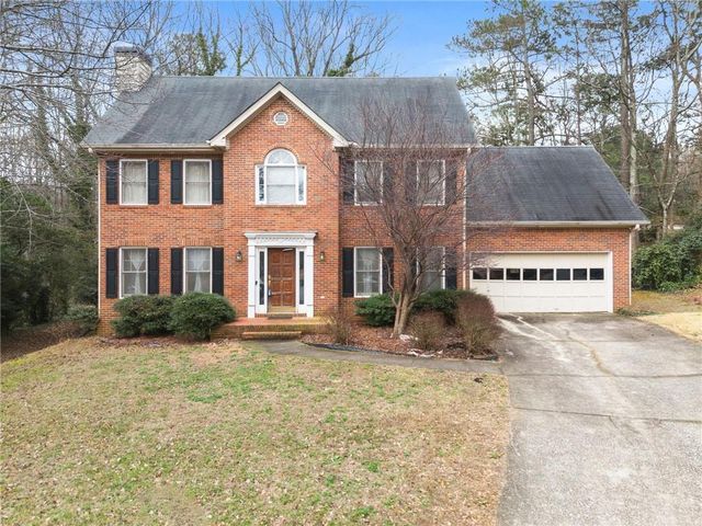 2755 Pine St, Duluth, GA 30096