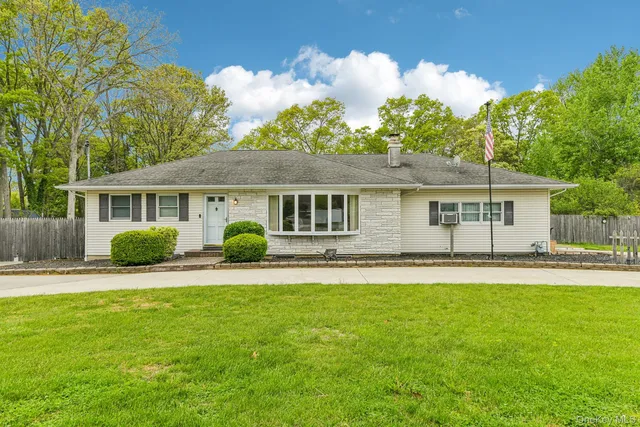 1374 Saxon Avenue, Bay Shore, NY 11706