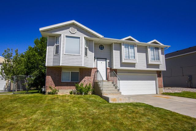 5467 S  4125 W, Roy, UT 84067